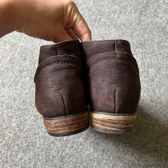 BDG Urban Outfitters Brown Suede Lace Up Ankle Boots Wooden Sole Womens Size 8.5 - Picture 3 of 12